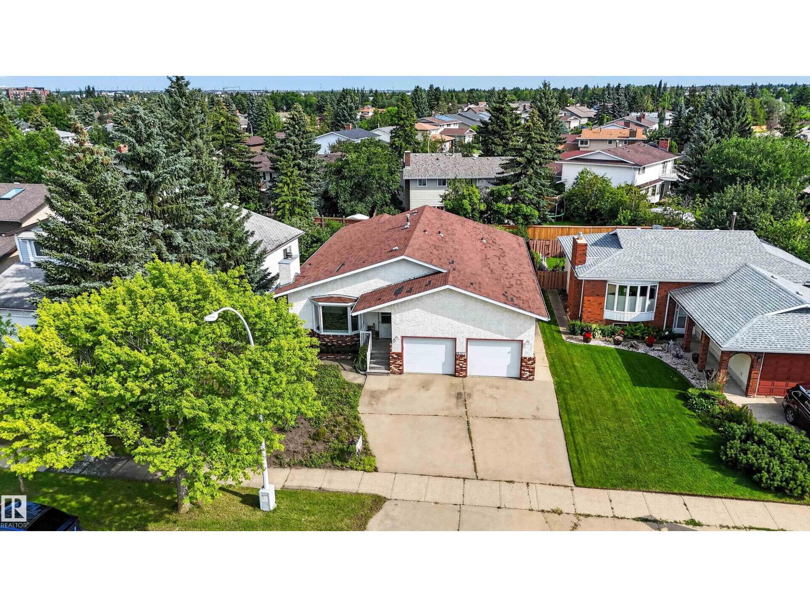 11327 25 Av NW, Edmonton, Alberta  T6J 5J1 - Photo 63 - E4501783