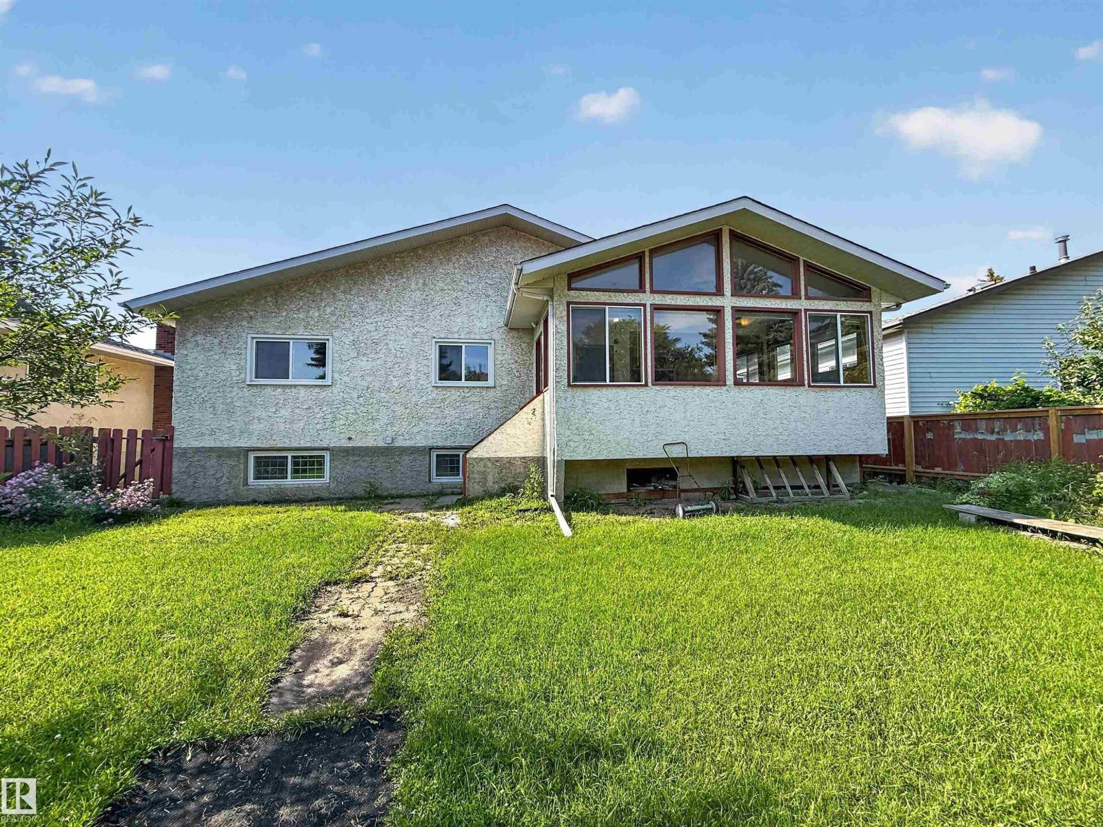 11327 25 Av NW, Edmonton, Alberta  T6J 5J1 - Photo 55 - E4501783