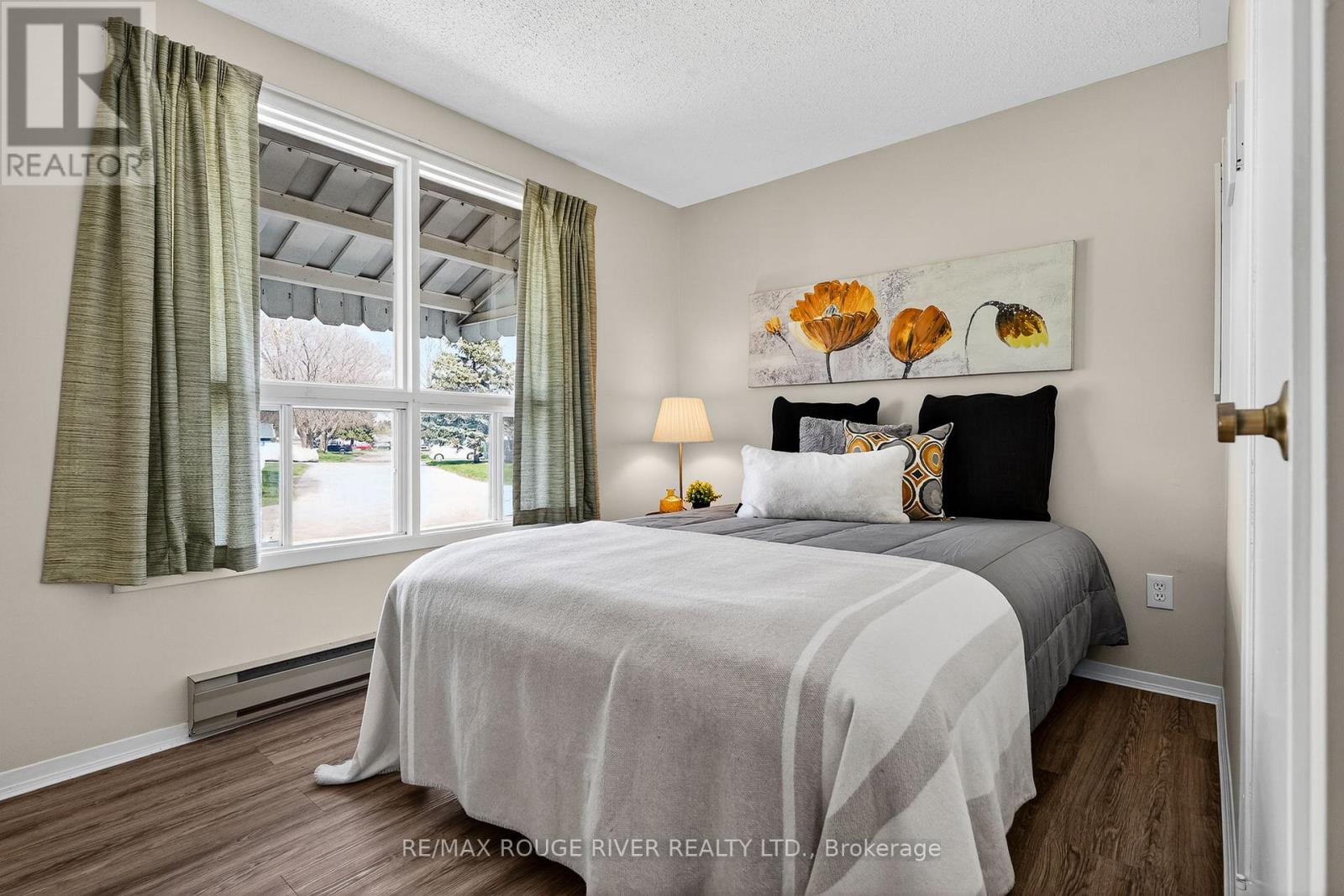 22 Eastbank Road, Clarington, Ontario  L1B 1A4 - Photo 31 - E13629106
