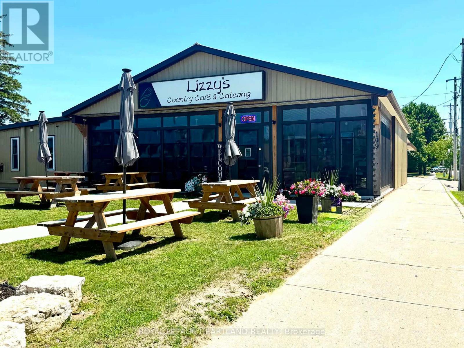 109 Main Street, Lambton Shores, Ontario  N0M 2N0 - Photo 47 - X13629104