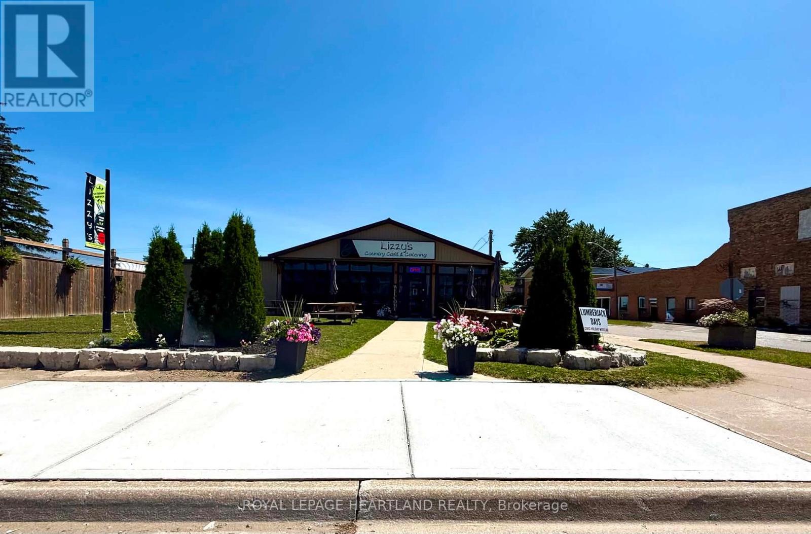 109 Main Street, Lambton Shores, Ontario  N0M 2N0 - Photo 49 - X13629104