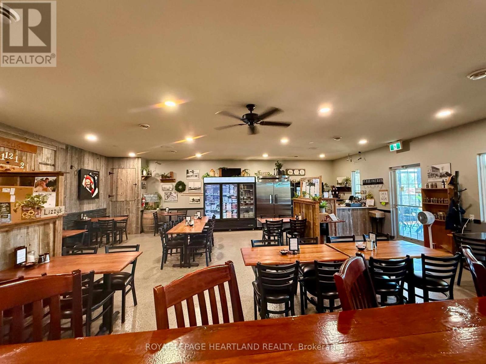 109 Main Street, Lambton Shores, Ontario  N0M 2N0 - Photo 6 - X13629104