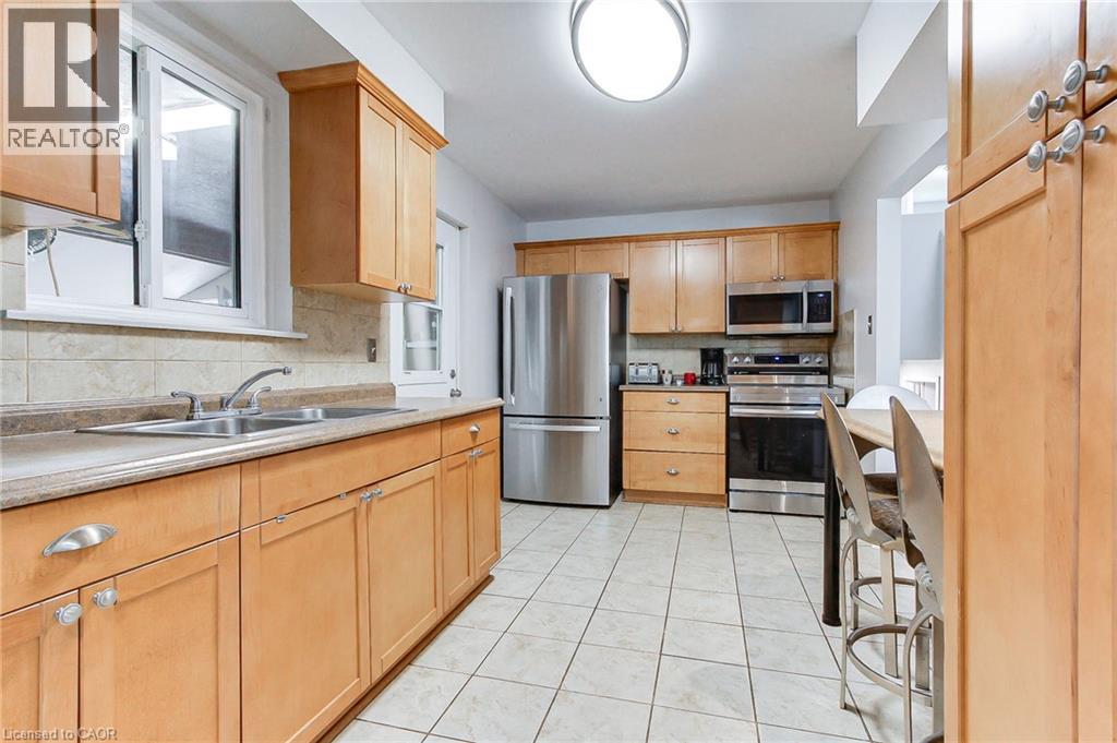 46 Austen Lane, Barrie, Ontario  L4N 5C7 - Photo 12 - 40849362