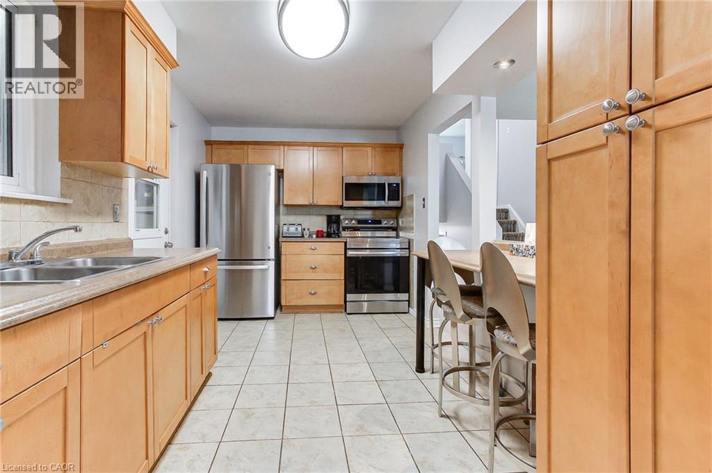 46 Austen Lane, Barrie, Ontario  L4N 5C7 - Photo 11 - 40849362