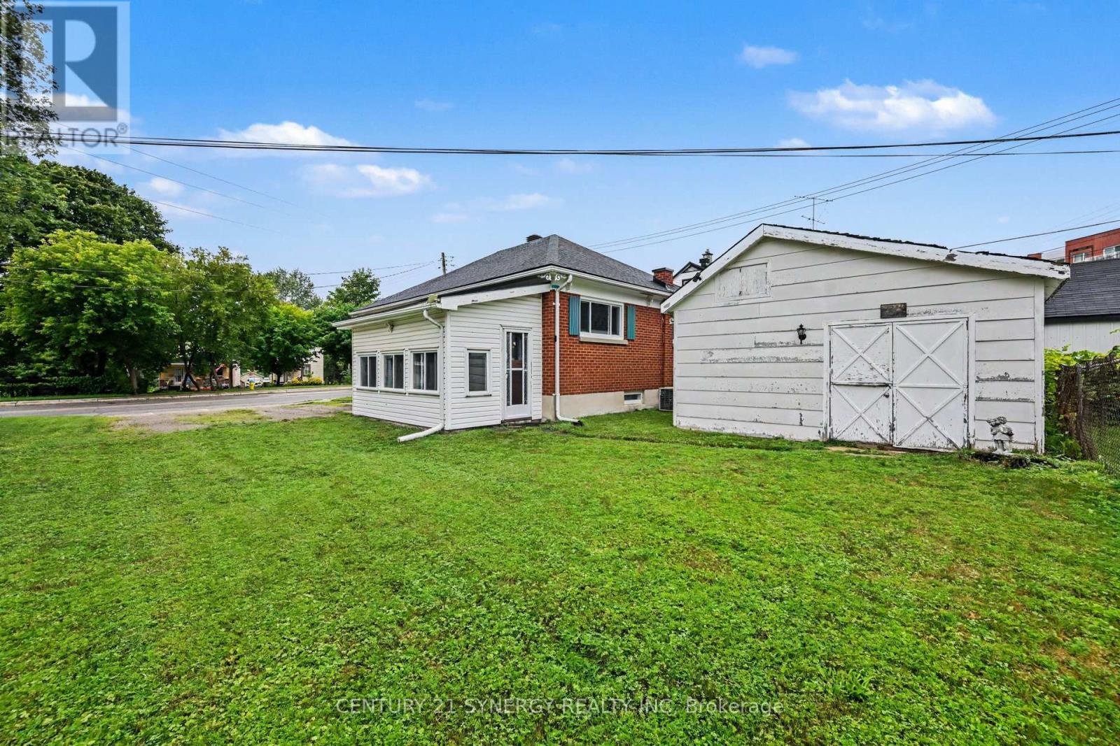 5 Queen Street, Smiths Falls, Ontario  K7A 3N1 - Photo 30 - X13629110