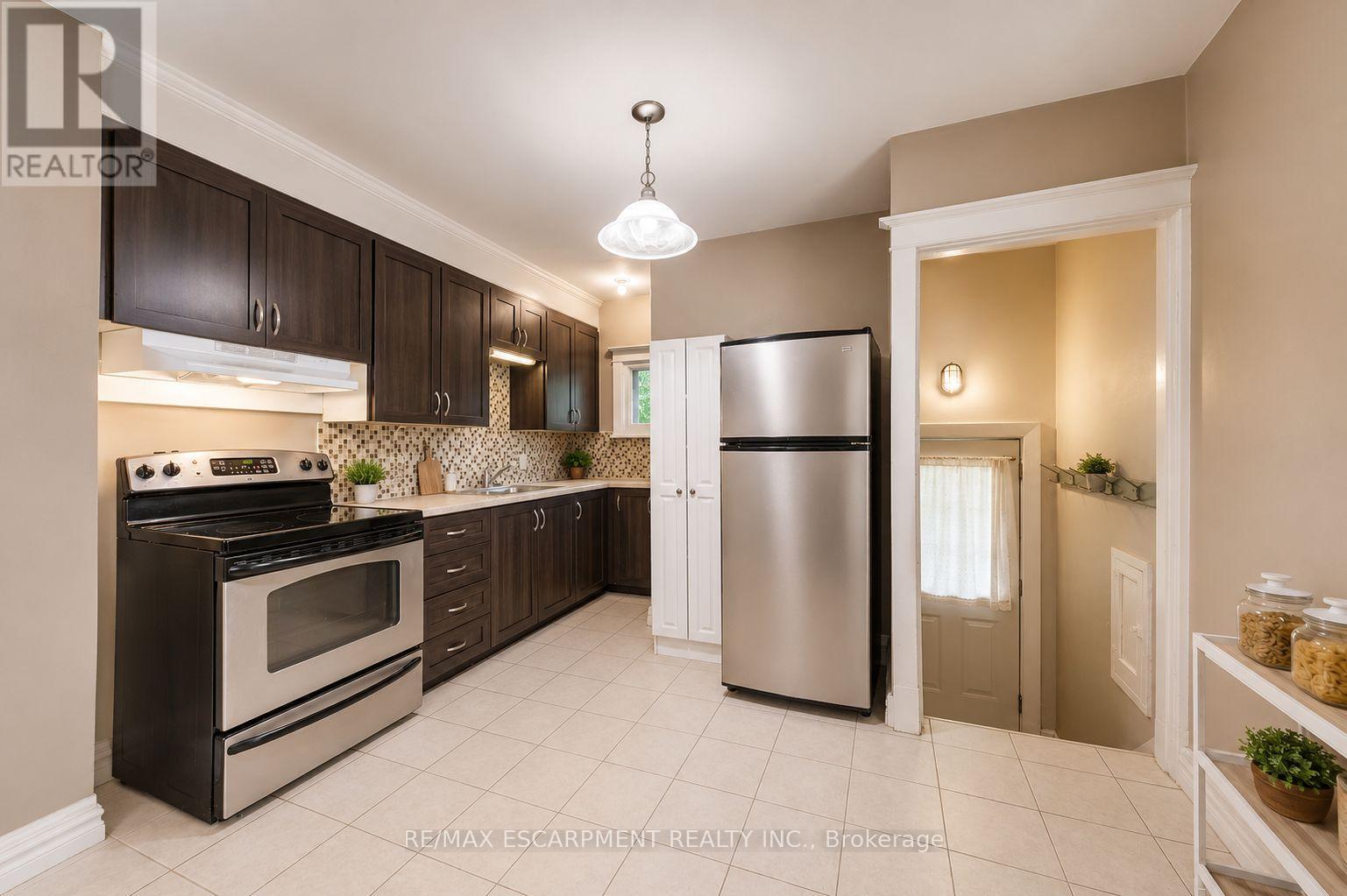 74 Royal Avenue, Hamilton, Ontario  L8S 2C5 - Photo 6 - X13617912