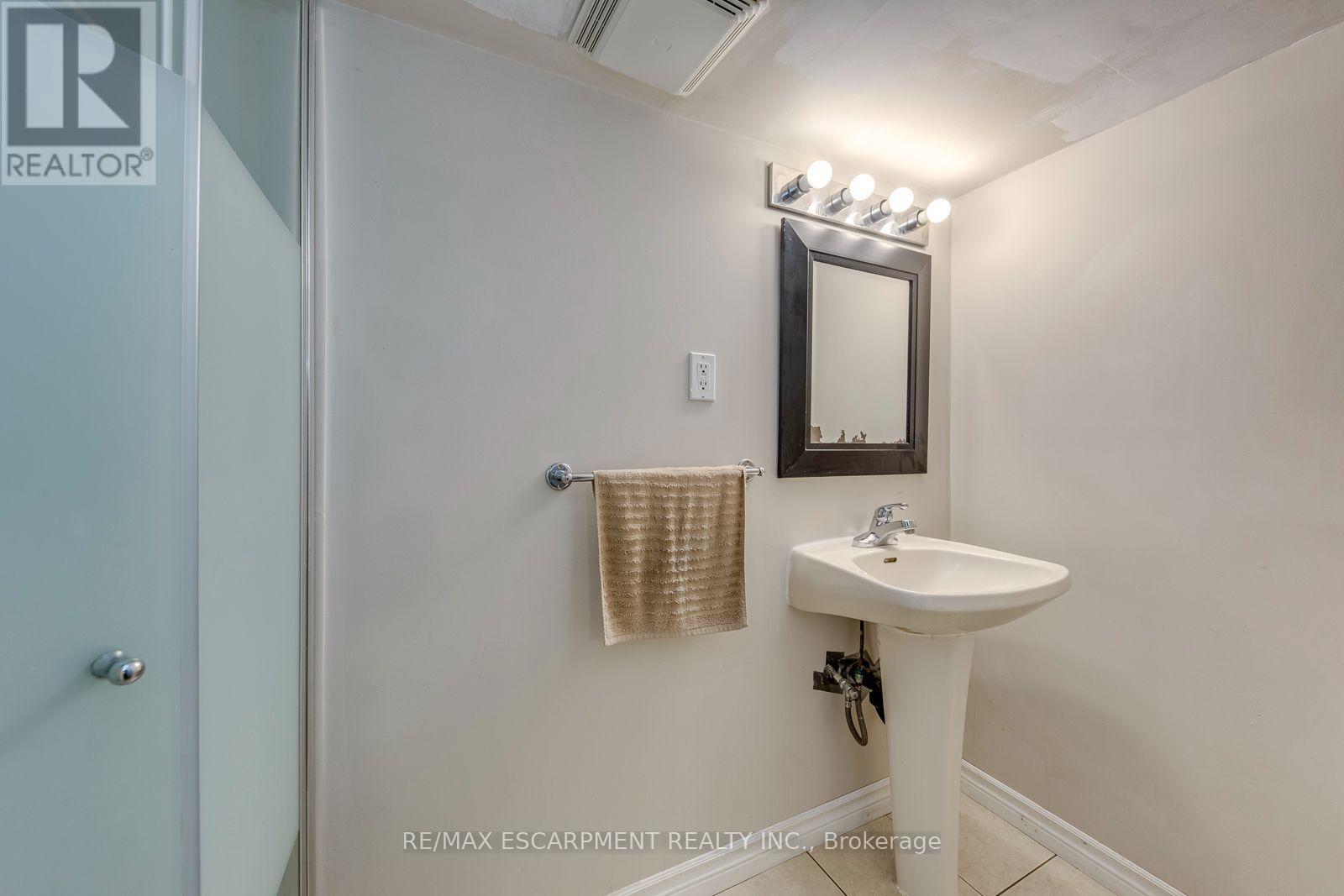 74 Royal Avenue, Hamilton, Ontario  L8S 2C5 - Photo 21 - X13617912