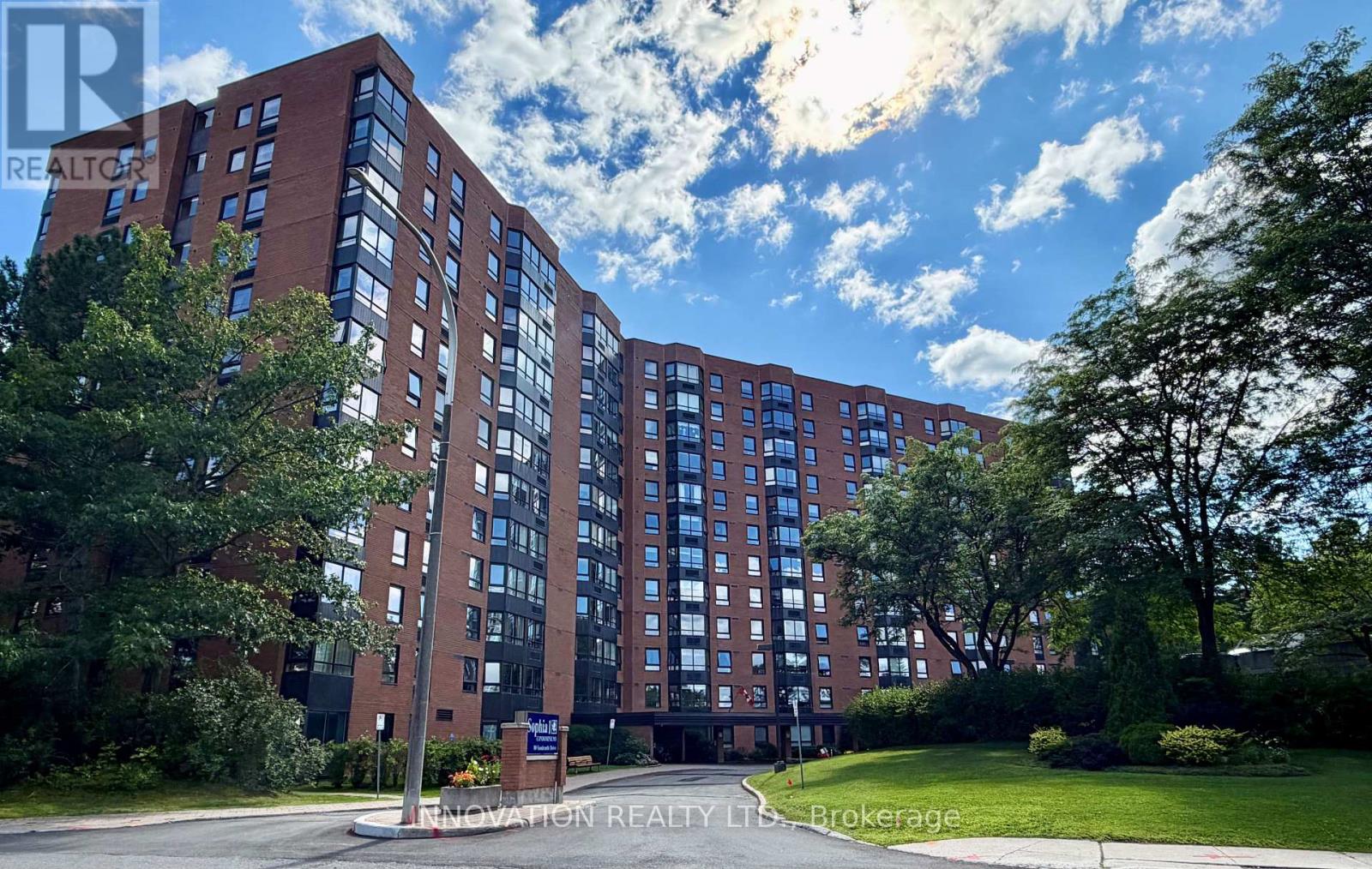 807 - 80 SANDCASTLE DRIVE, Ottawa, Ontario