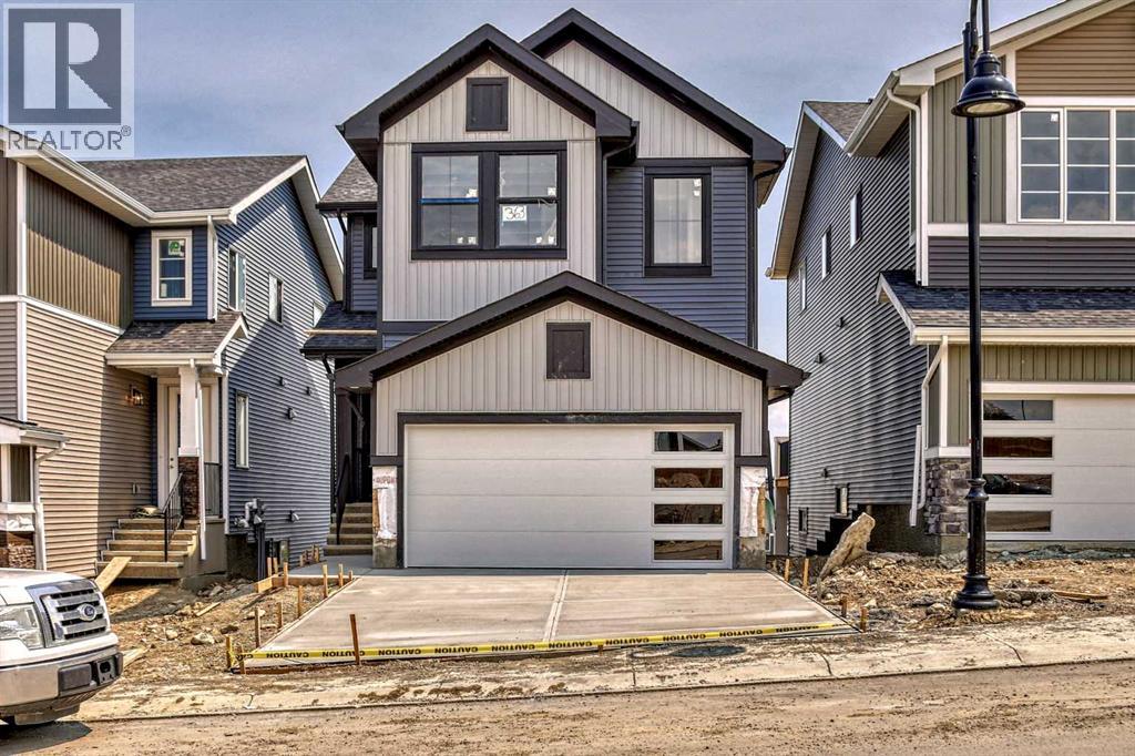 4 Topaz Place, Cochrane, Alberta