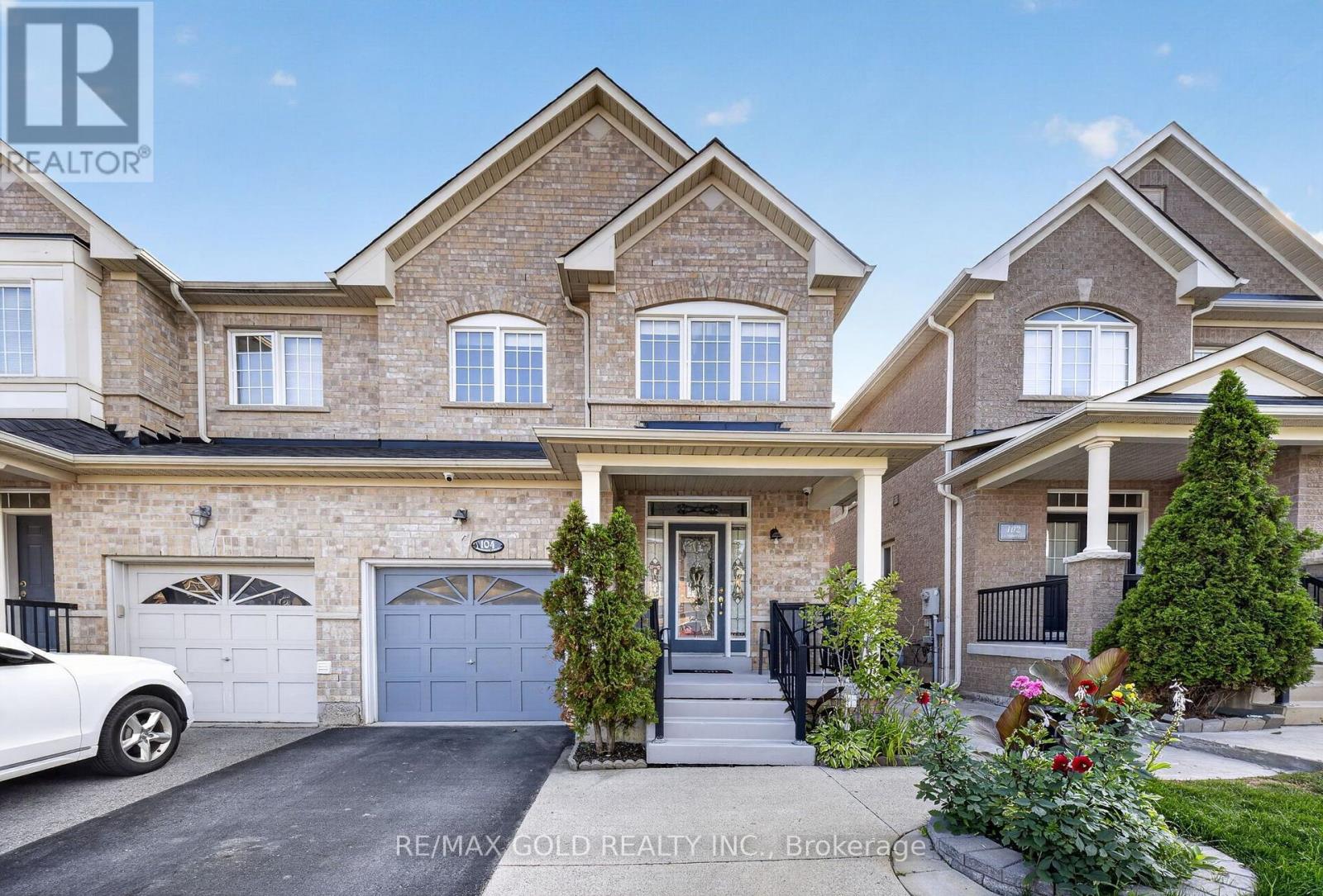 104 EVERINGHAM CIRCLE, Brampton, Ontario