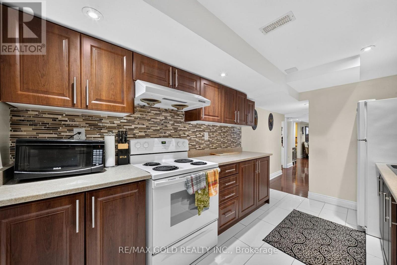 104 Everingham Circle, Brampton, Ontario  L6R 0R9 - Photo 35 - W13629094