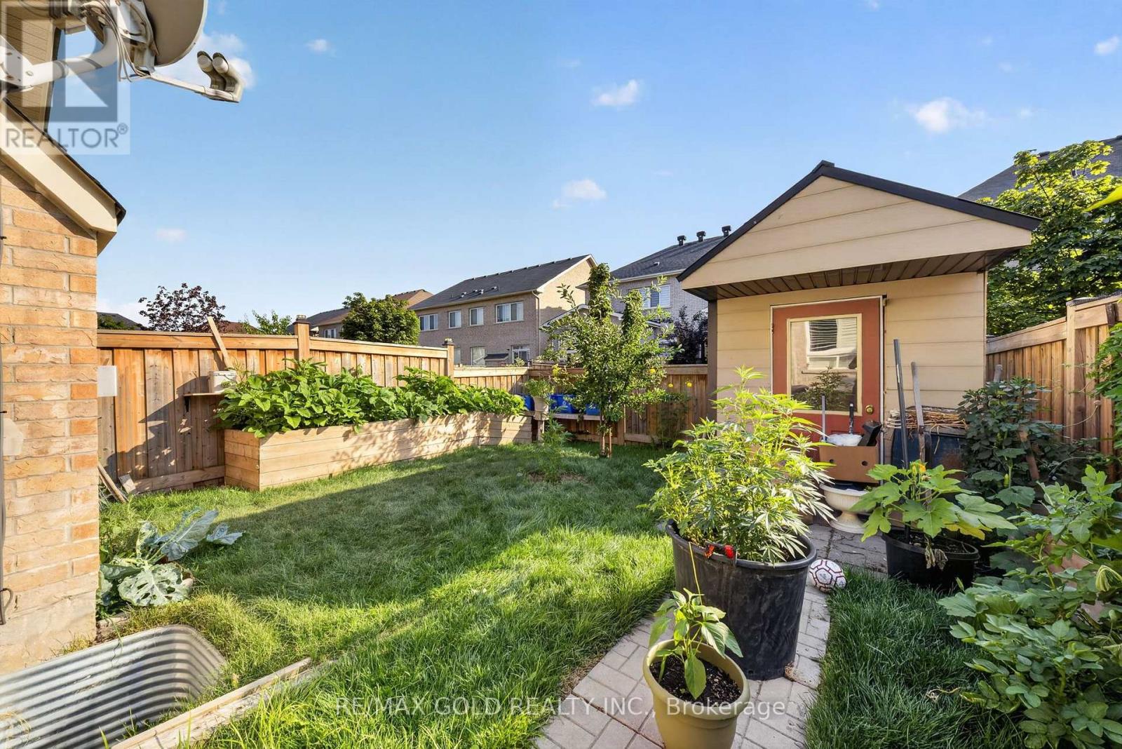 104 Everingham Circle, Brampton, Ontario  L6R 0R9 - Photo 45 - W13629094