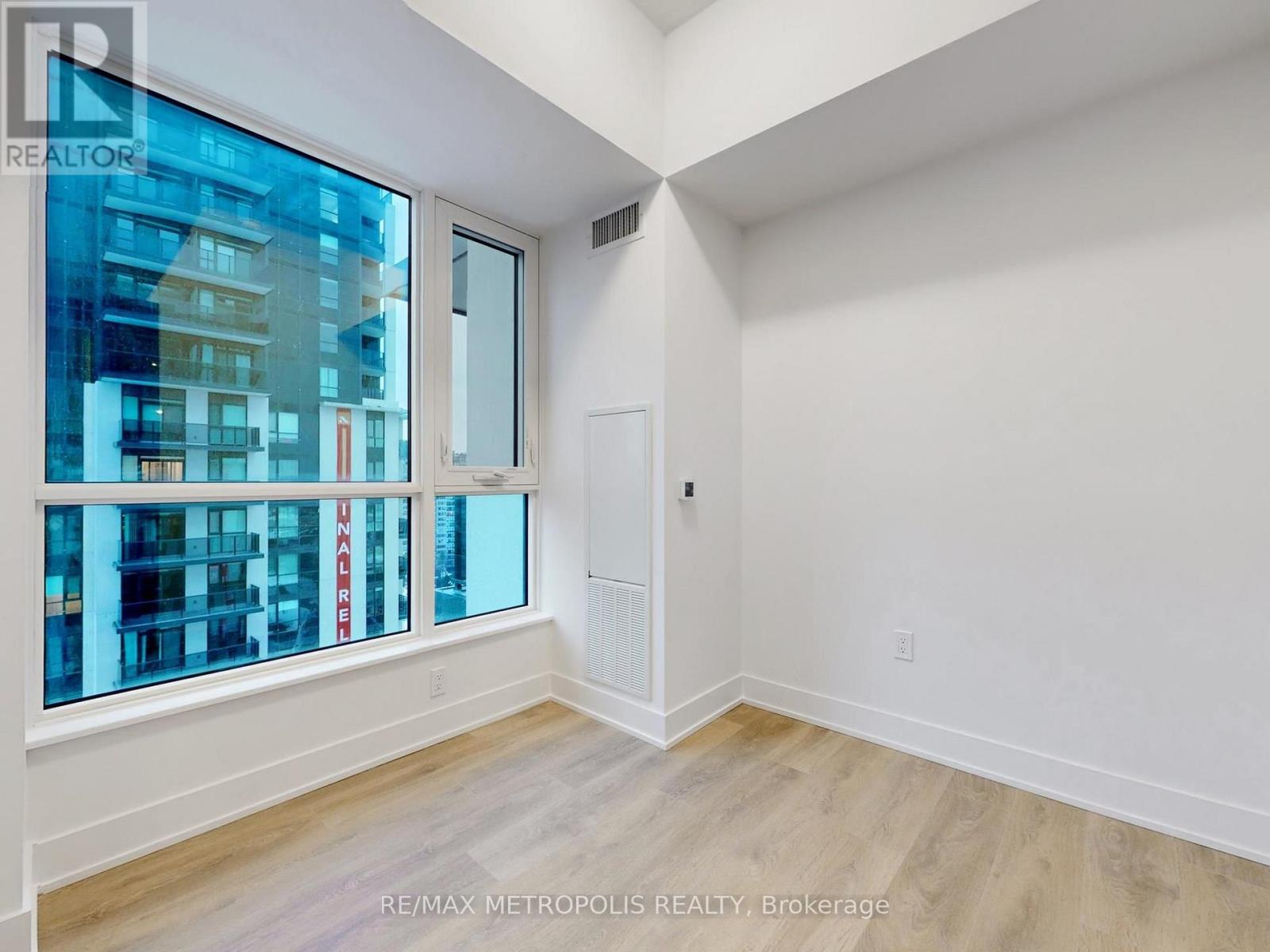 1602 - 204 Burnhamthorpe Road E, Mississauga, Ontario  L5A 0B3 - Photo 13 - W13629120
