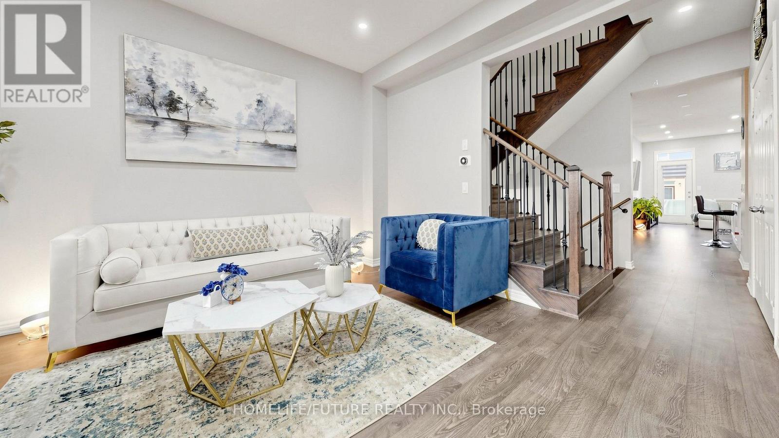 101 Bronson Terrace, Milton, Ontario  L9E 1G9 - Photo 4 - W13629174