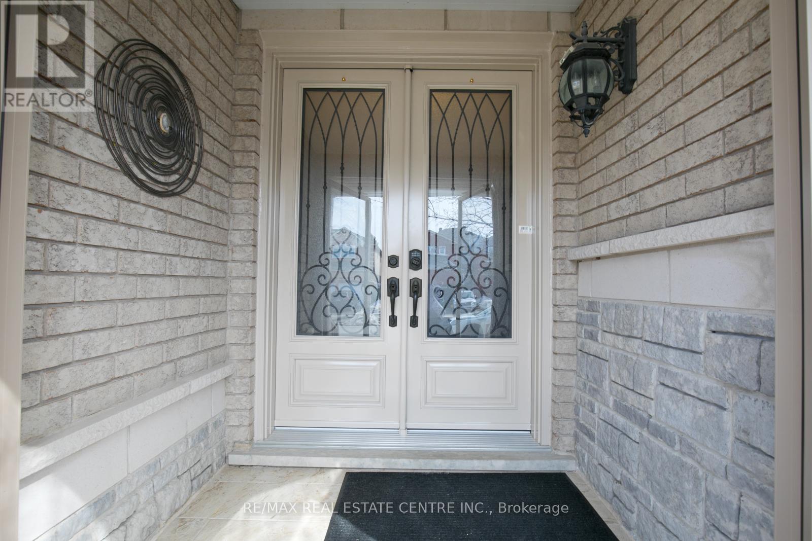 1 Kirkwood Crescent, Caledon, Ontario  L7C 1A5 - Photo 12 - W13629180