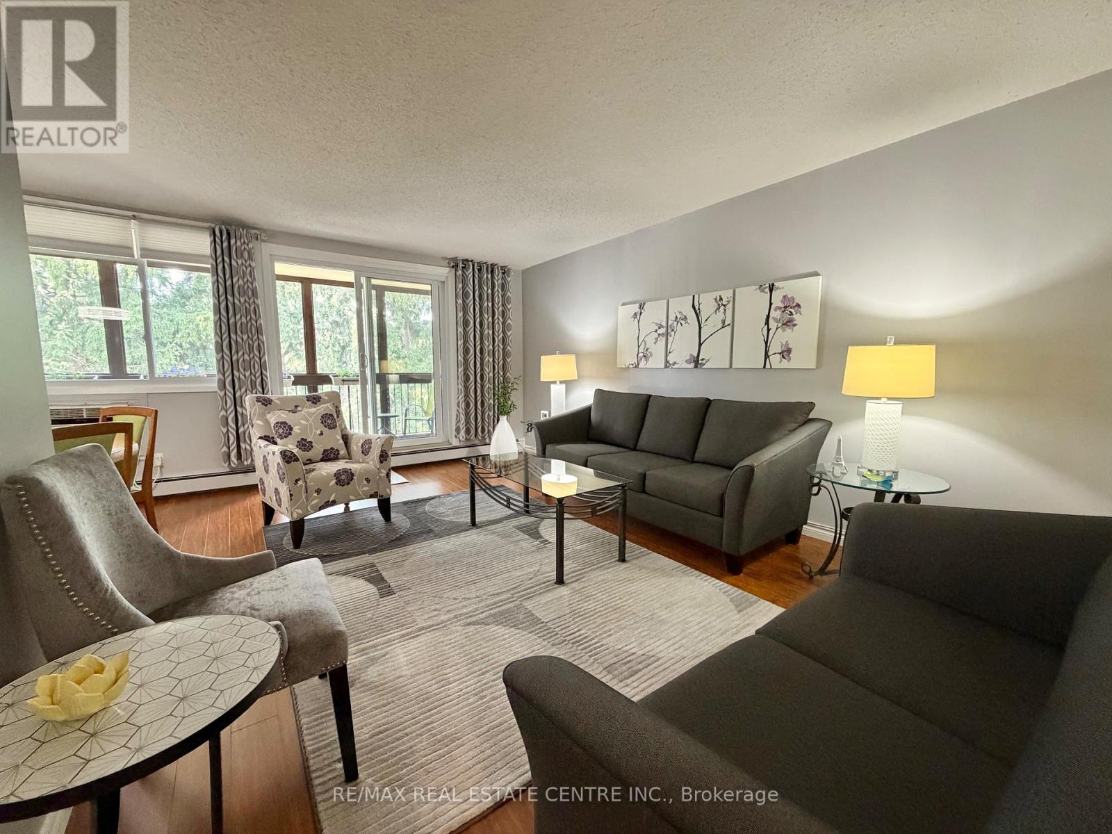 301 - 944 Caledonian View, Cambridge, Ontario  N3H 1A5 - Photo 6 - X13629150