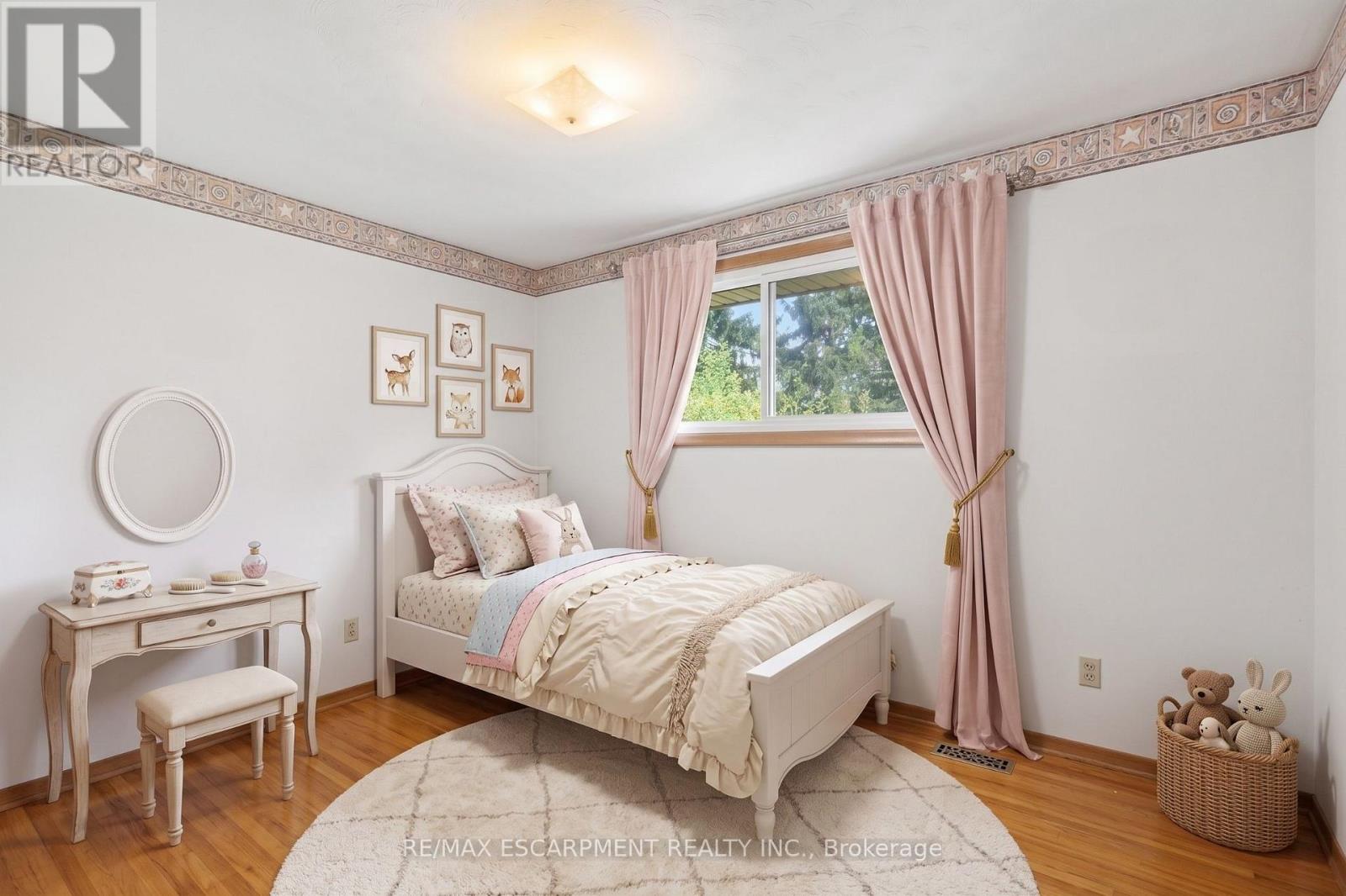 6 Caprice Court, Hamilton, Ontario  L9C 2N5 - Photo 24 - X13629154