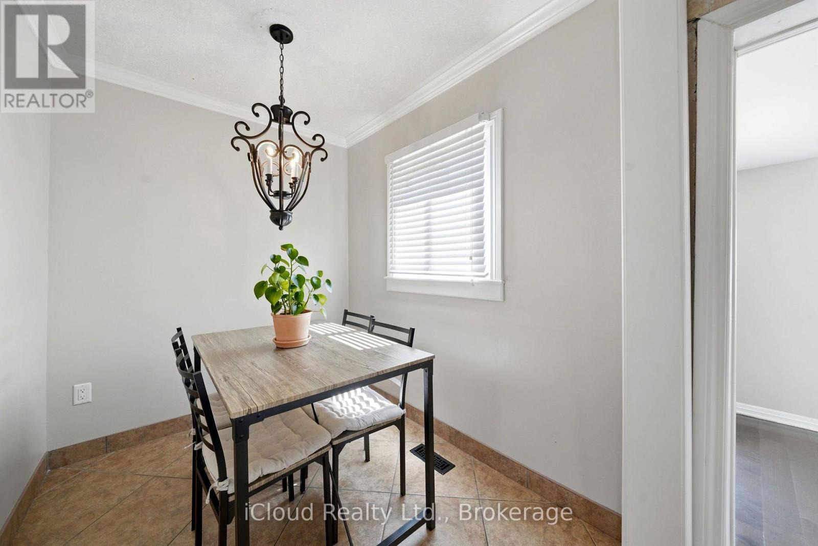 51 Delena Avenue, Hamilton, Ontario  L8H 1B7 - Photo 12 - X13629176