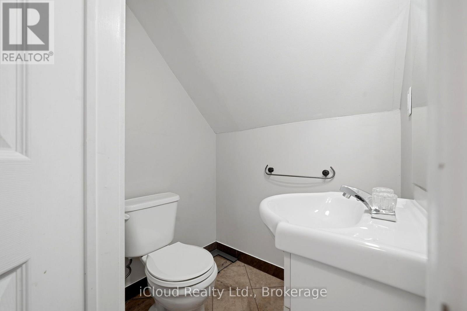 51 Delena Avenue, Hamilton, Ontario  L8H 1B7 - Photo 24 - X13629176