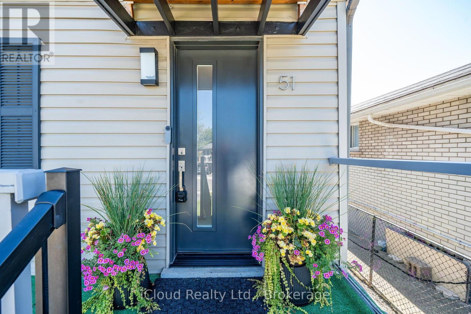 51 Delena Avenue, Hamilton, Ontario  L8H 1B7 - Photo 4 - X13629176