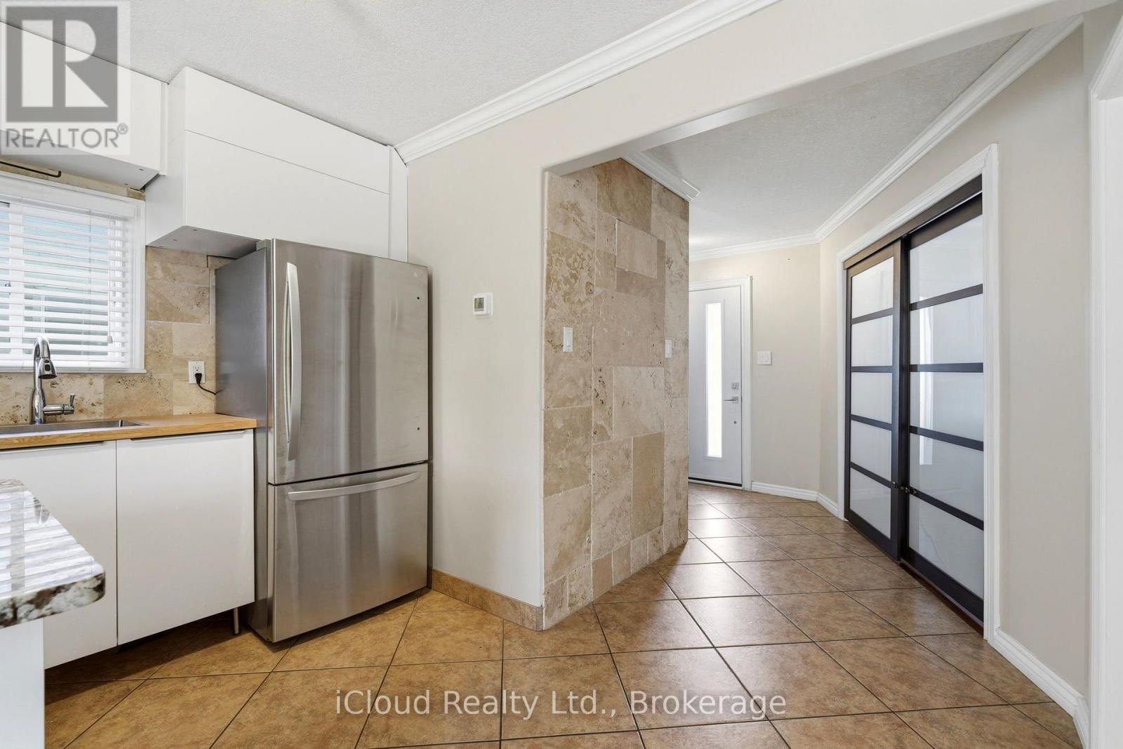 51 Delena Avenue, Hamilton, Ontario  L8H 1B7 - Photo 6 - X13629176