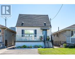 51 DELENA AVENUE, Hamilton, Ontario