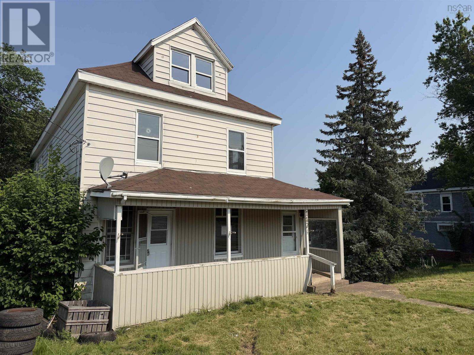 147 Mackay Street, Stellarton, Nova Scotia  B0K 1S0 - Photo 2 - 202616538
