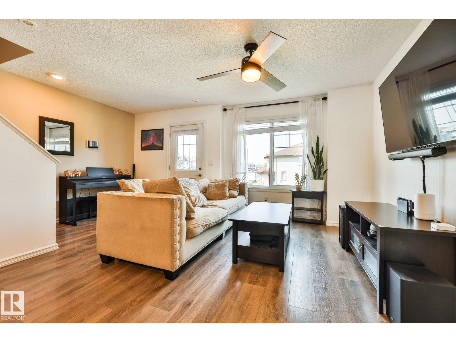 3019 151 Av NW, Edmonton, Alberta  T5Y 3W4 - Photo 10 - E4501785