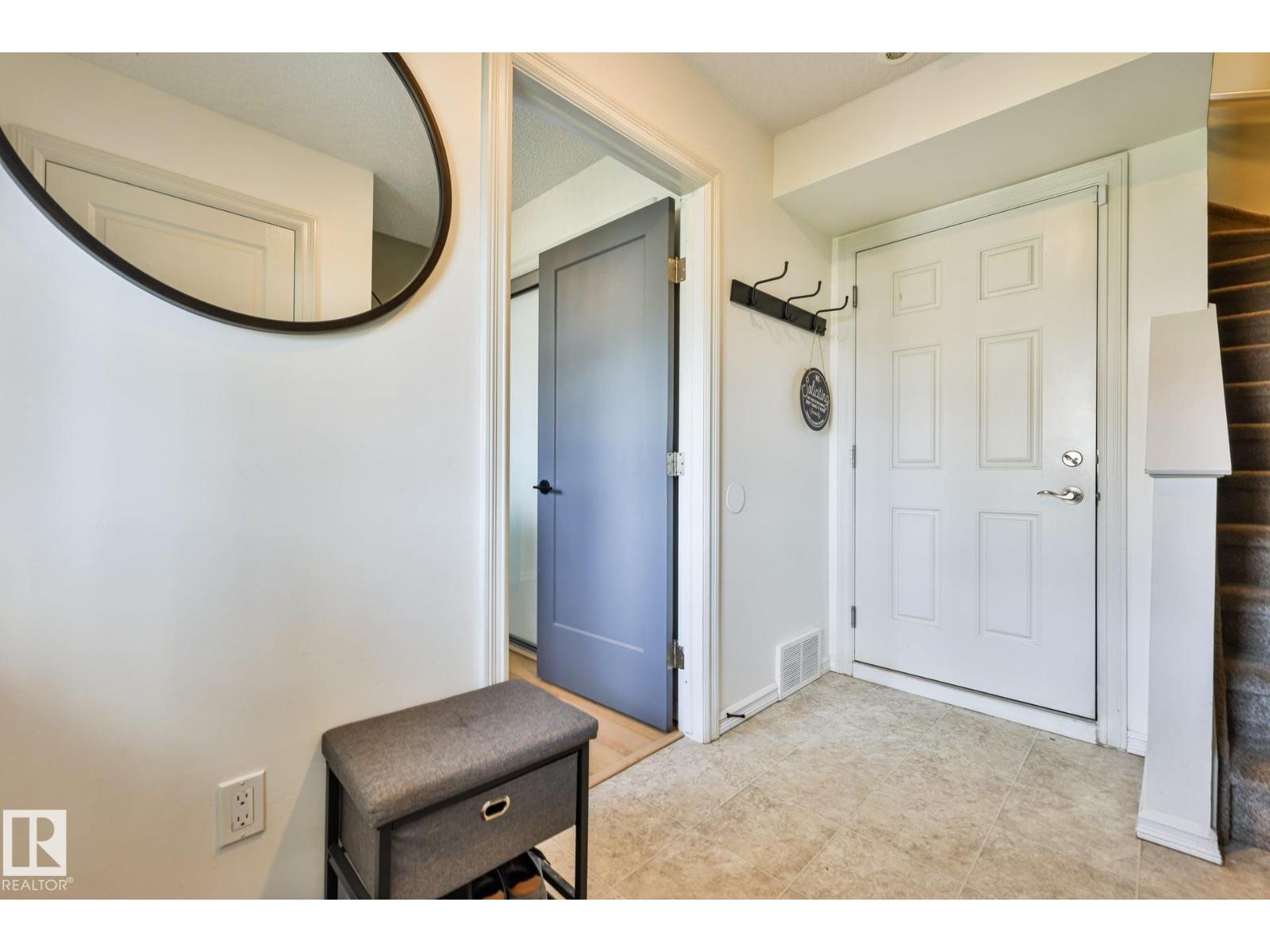 3019 151 Av NW, Edmonton, Alberta  T5Y 3W4 - Photo 8 - E4501785