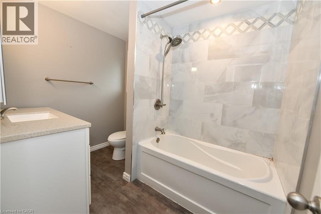 37 Ebury Crescent, London, Ontario  N6C 3E1 - Photo 12 - 40849134
