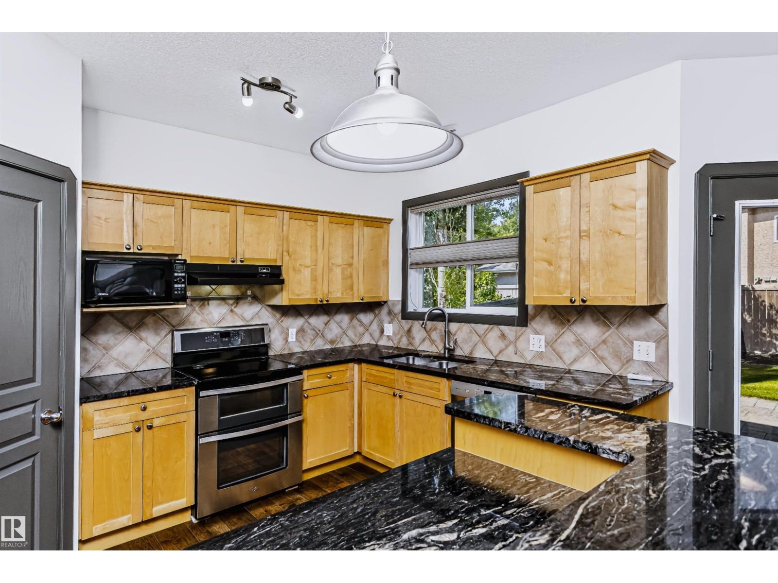 536 Highland Dr, Sherwood Park, Alberta  T8A 6E3 - Photo 9 - E4501786