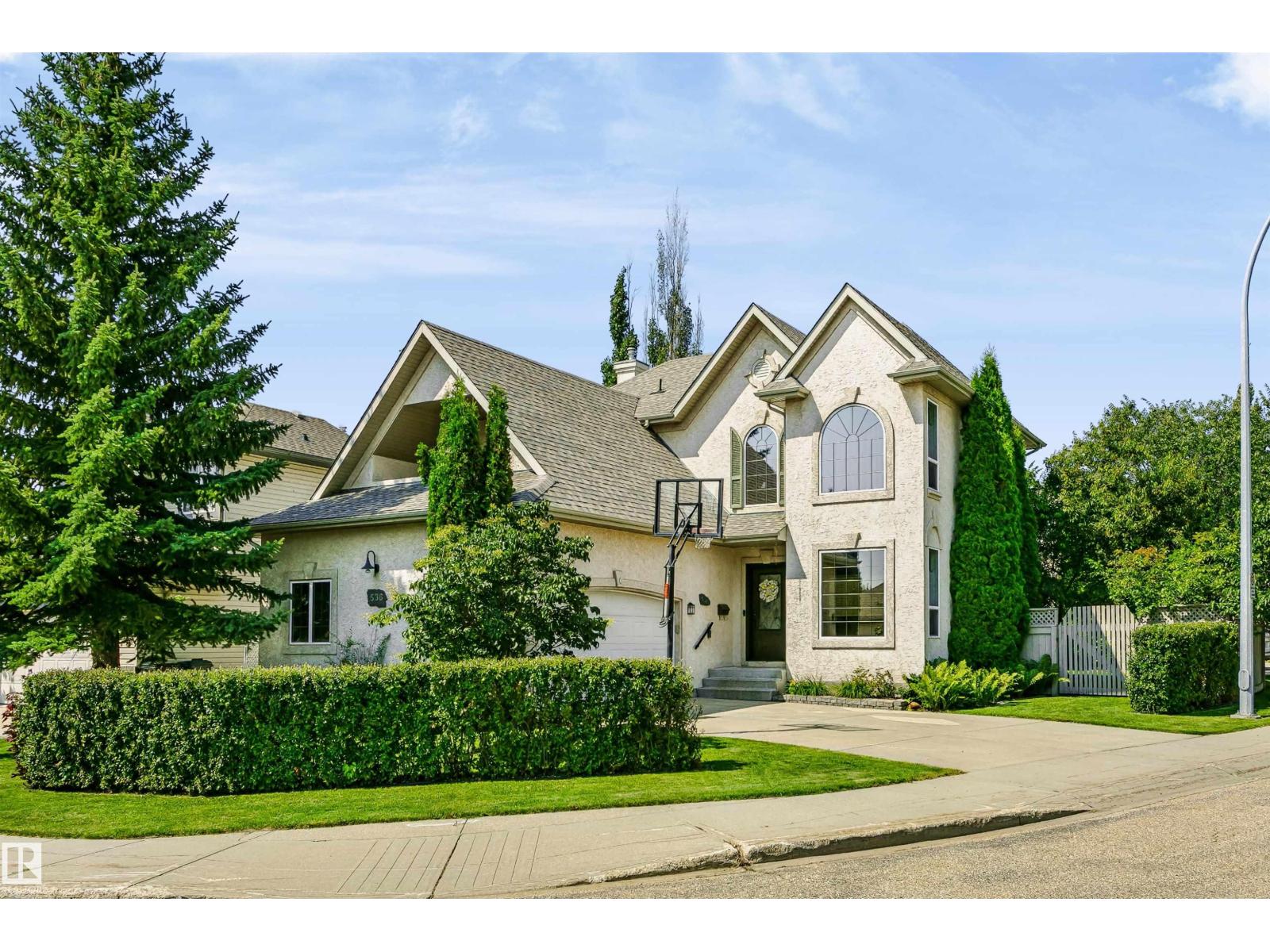536 HIGHLAND DR, Sherwood Park, Alberta