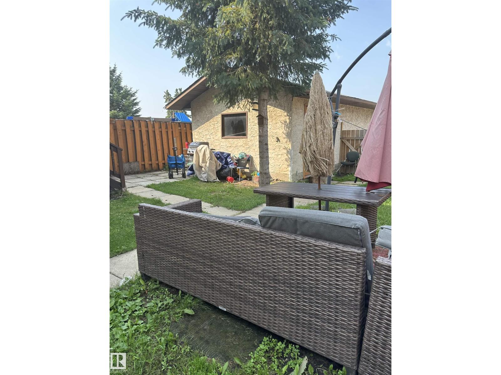 2114 47 St Nw, Edmonton, Alberta  T6L 3J1 - Photo 8 - E4499089