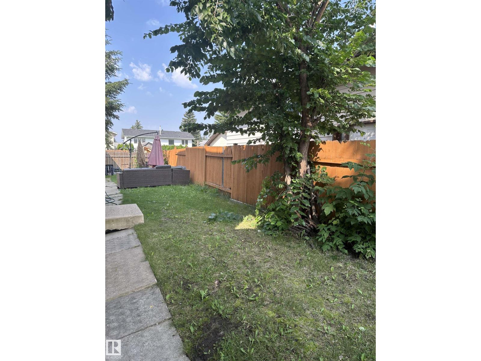 2114 47 St Nw, Edmonton, Alberta  T6L 3J1 - Photo 7 - E4499089