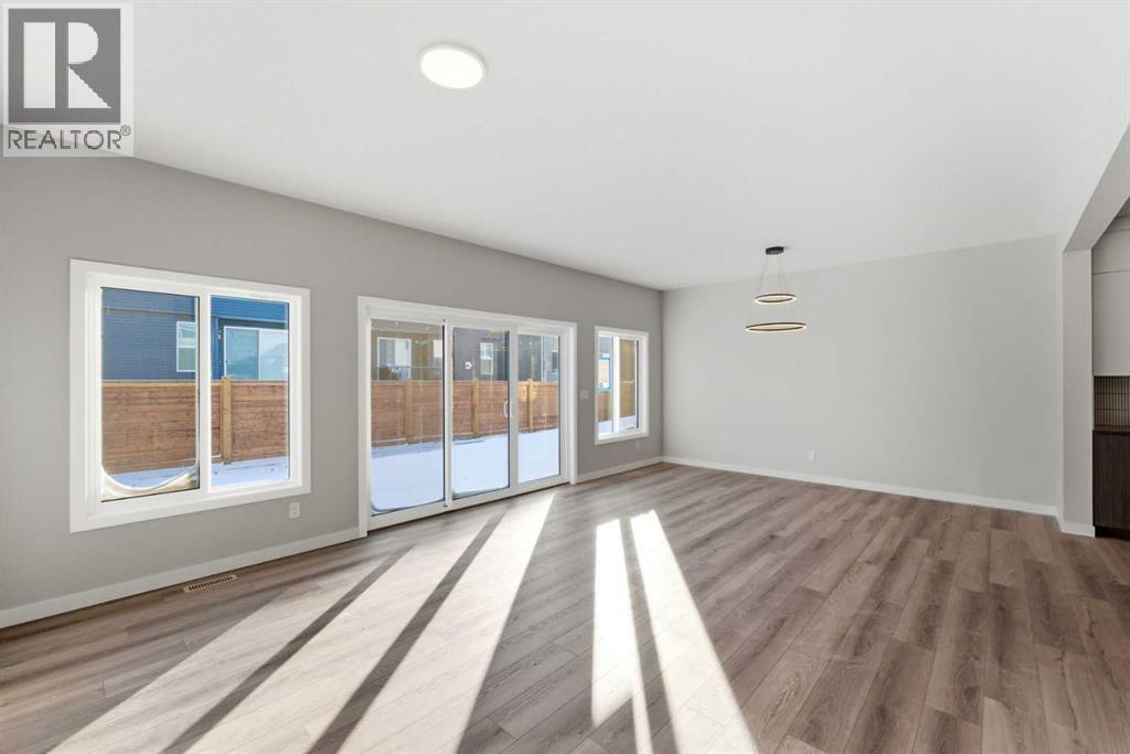 921 Chinook Winds Meadow SW, Airdrie, Alberta  T4B 5P8 - Photo 12 - A2276943