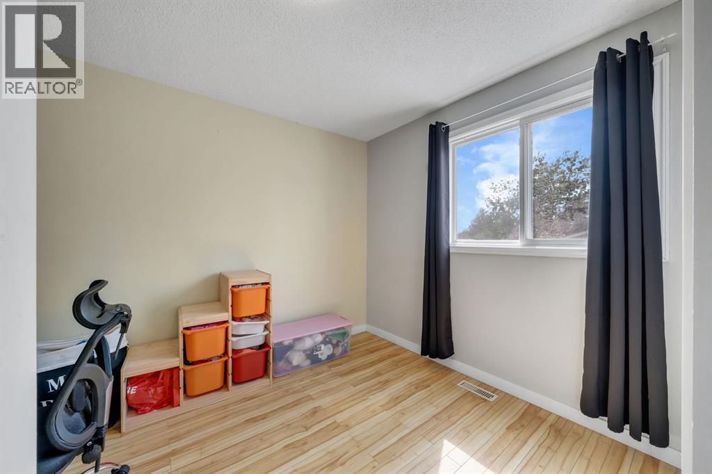 44 Strathclair Rise SW, Calgary, Alberta  T3H 1G4 - Photo 31 - A2332719