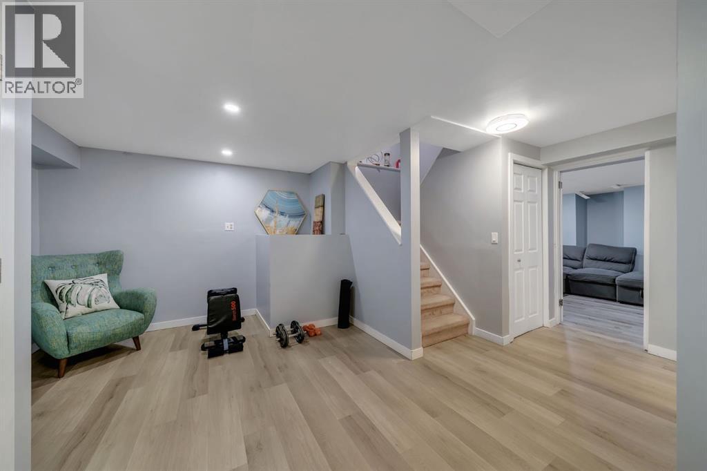 44 Strathclair Rise SW, Calgary, Alberta  T3H 1G4 - Photo 33 - A2332719