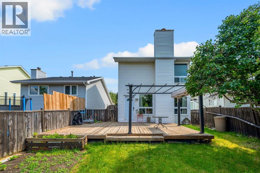 44 Strathclair Rise SW, Calgary, Alberta  T3H 1G4 - Photo 44 - A2332719