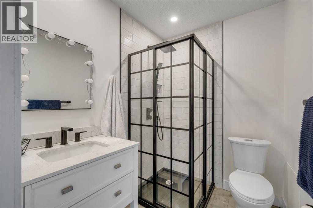 44 Strathclair Rise SW, Calgary, Alberta  T3H 1G4 - Photo 27 - A2332719
