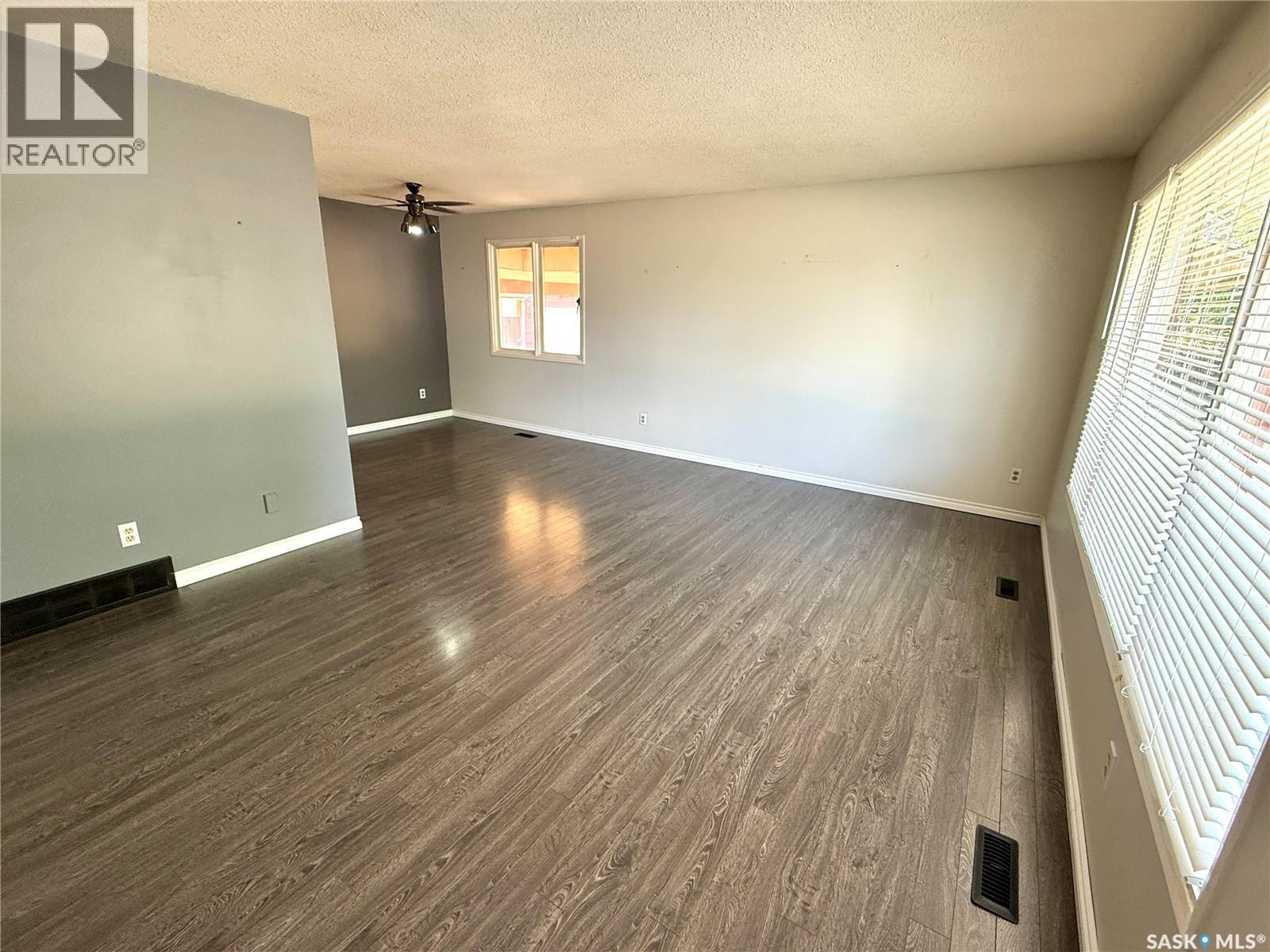 9026 Mitchell Avenue, North Battleford, Saskatchewan  S9A 3J7 - Photo 4 - SK044287