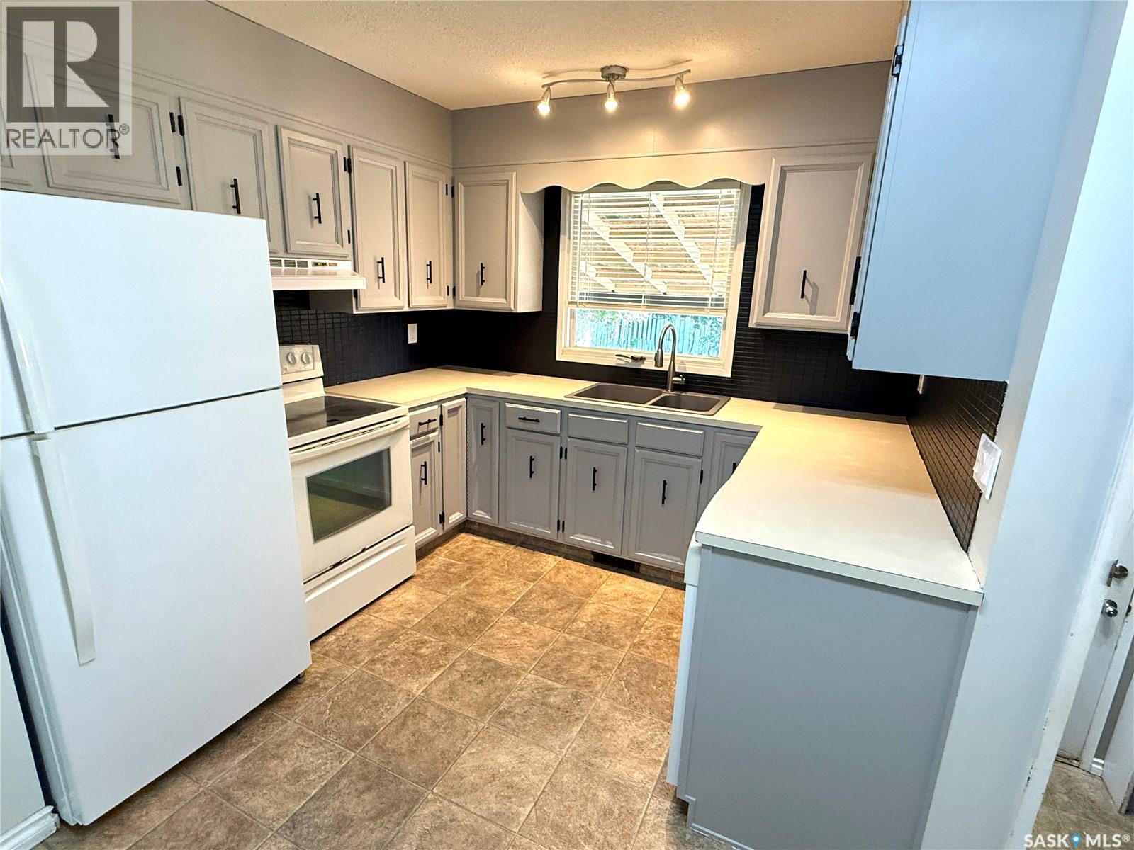 9026 Mitchell Avenue, North Battleford, Saskatchewan  S9A 3J7 - Photo 8 - SK044287