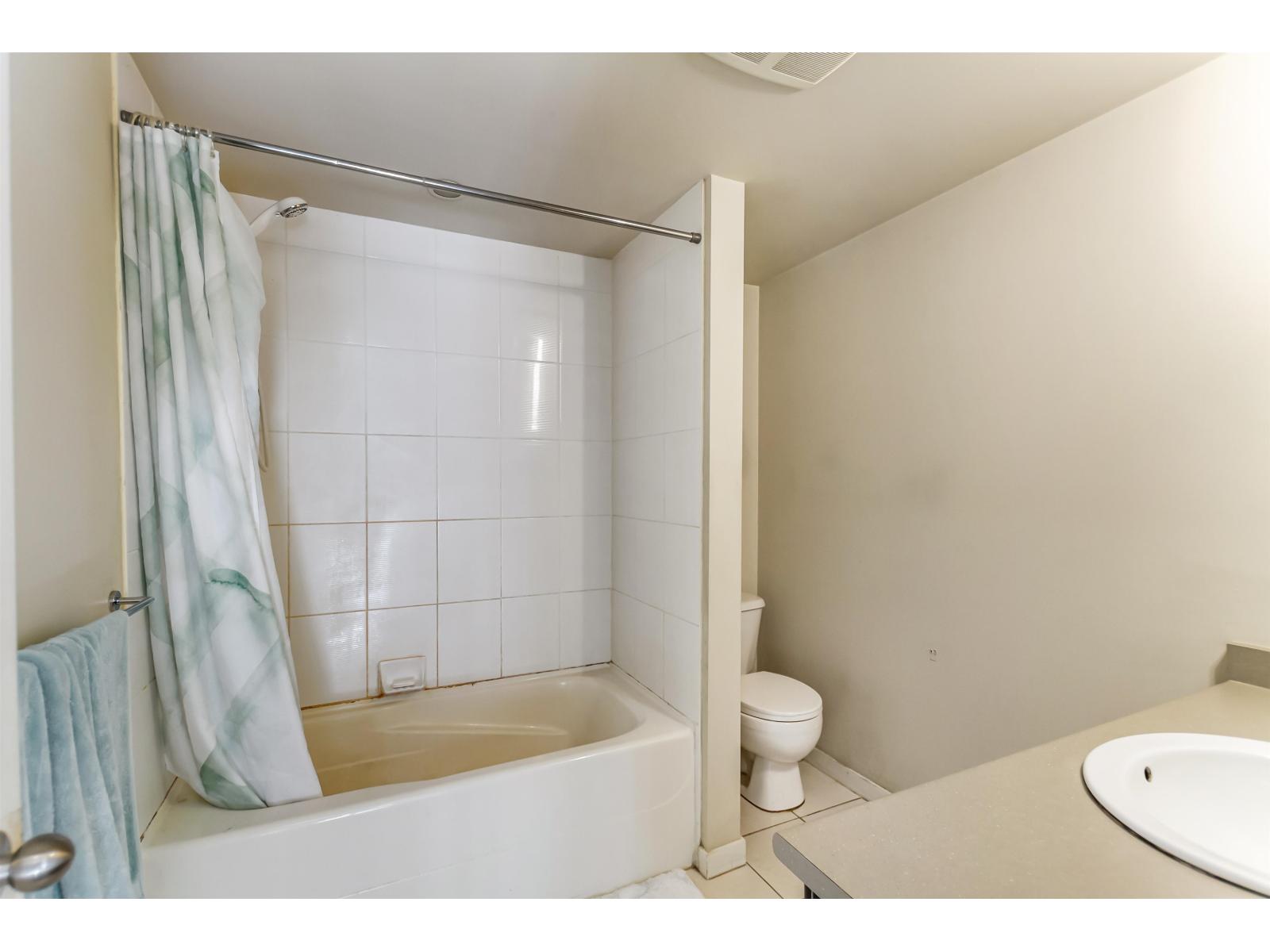 301 10499 University Drive, Surrey, British Columbia  V3T 0A4 - Photo 14 - R3149032