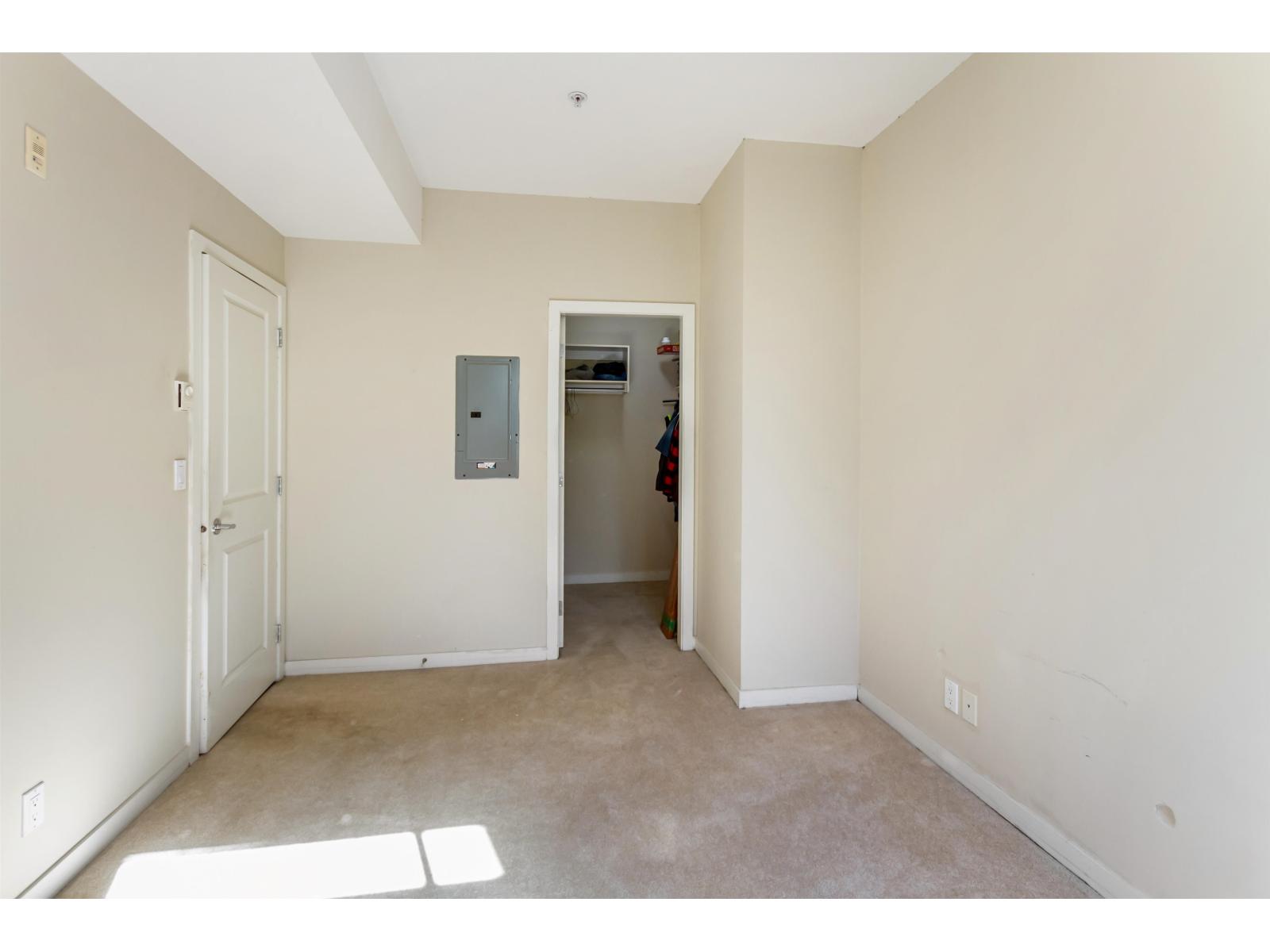 301 10499 University Drive, Surrey, British Columbia  V3T 0A4 - Photo 9 - R3149032