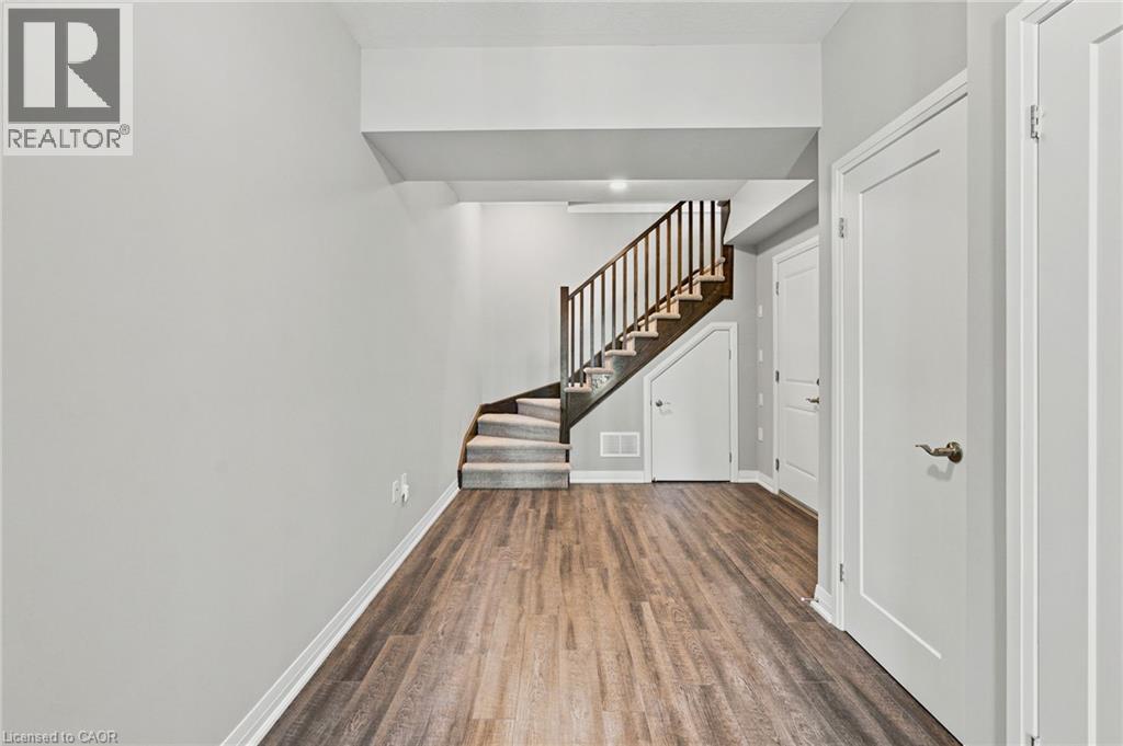 13 Aqua Lane, Hamilton, Ontario  L0R 1P0 - Photo 4 - 40842820