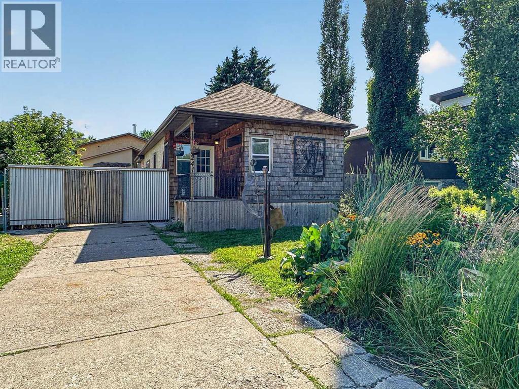 241 25 Avenue NE, Calgary, Alberta