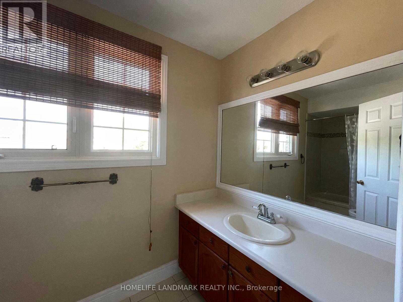 Main - 11 Orwell Crescent, Barrie, Ontario L4N 6N3 - Photo 10 - S13618874