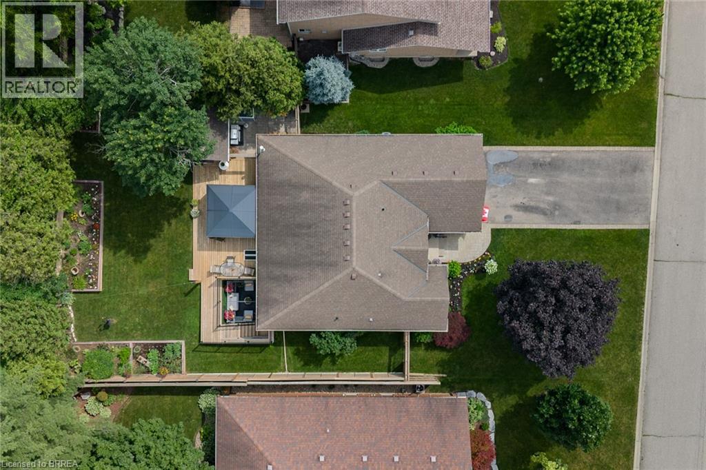39 Russell Crescent, St. George, Ontario  N0E 1N0 - Photo 12 - 40843732
