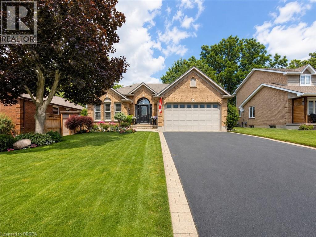 39 RUSSELL Crescent, St. George, Ontario