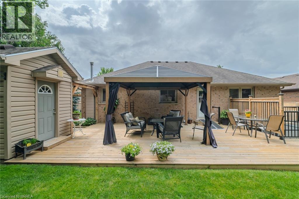 39 Russell Crescent, St. George, Ontario  N0E 1N0 - Photo 8 - 40843732