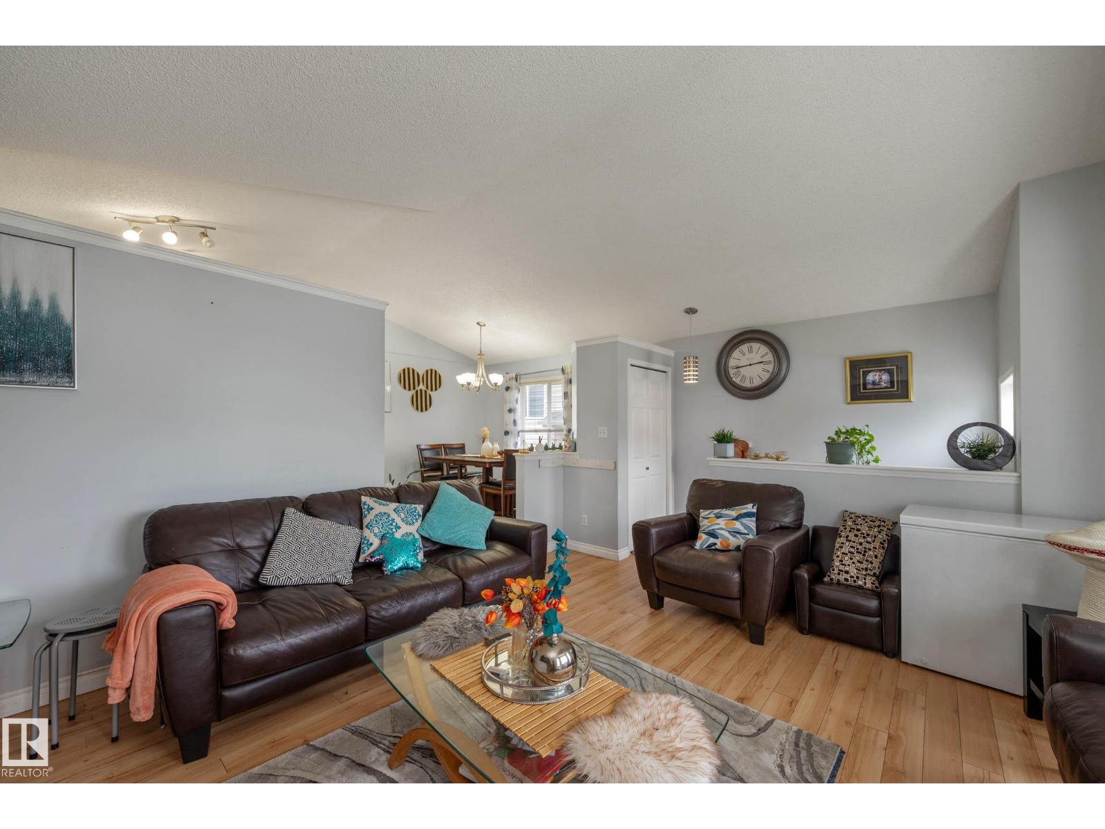 9113 166 Av NW, Edmonton, Alberta  T5Z 3H5 - Photo 10 - E4501787